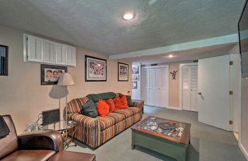 Cape Cod Area Home with Fire Pit Less Than 4 Mi to Beach! - Foto 8