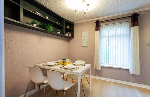 Woodhouse Stays for Contractor and Family Stay, Free Parking, Fast WiFi - Foto 13