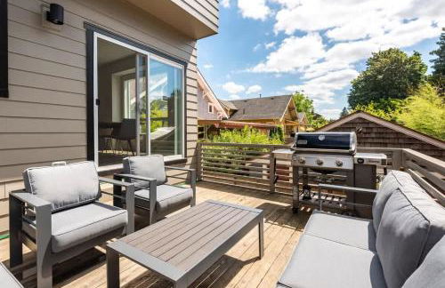 Comfy Family Home, Walkable Neighborhood + Patio! - Foto 40