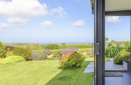 Beautiful family home, sea views, large garden - Foto 14