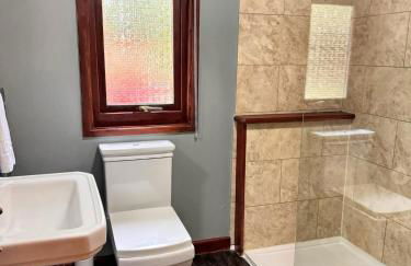 Snowdrop 14 - Dog Friendly - Hot tub--Tenby-Pendine - Photo 9