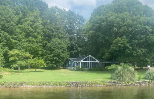 Cozy Cottage Leisure on Lake Wylie - Foto 5