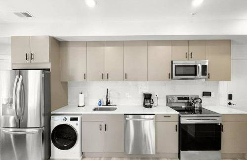 Classy Capitol Hill APT, Steps from DC Attraction - Foto 14