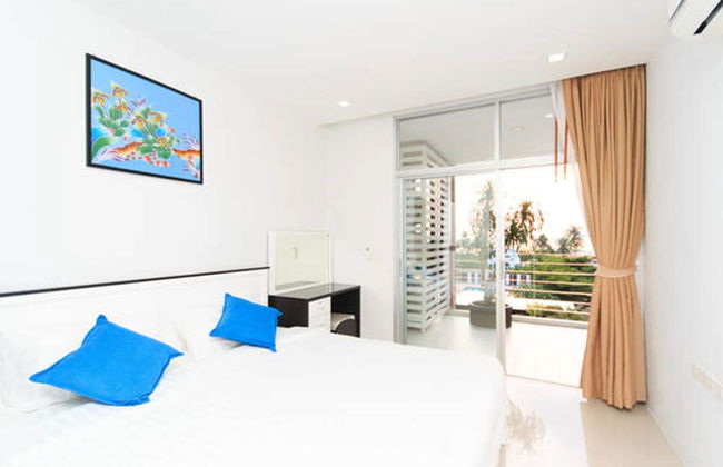 At Sea Condo - Photo 4