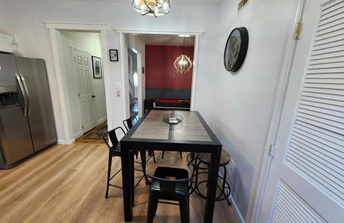 The Bay House- New Kitchen & Updates! An AC Vibe!! - Foto 25