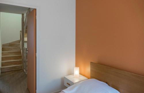 Maison calme et familiale avec cour, 3 chambres, 3 salles de bains à 10 min à pied de la gare - Foto 7