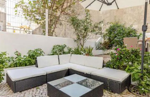 Refreshed apartment with private garden - Foto 38