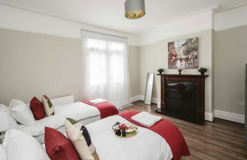 Elegant 5 bed house with parking- Photo ID Required - Foto 24