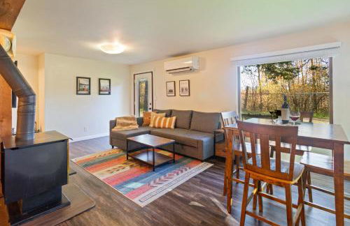 Glacier Retreat on 4 Acres with Sauna & Fire Pit - Foto 20