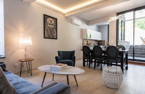 La terrasse de La Tour Pinte. - Photo 9