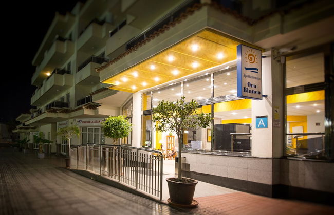 Apartamentos Oro Blanco - Photo 2