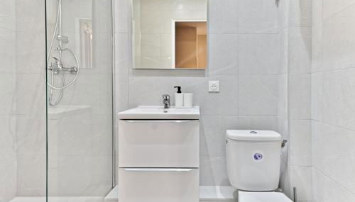 Cozy Air-Conditioned Studio for Comfort & Quiet - Foto 5, Shower