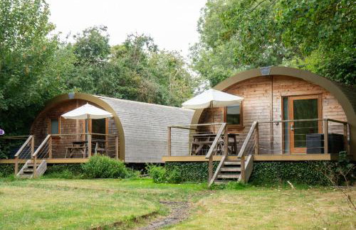Cosy and eco-friendly cabins next to 16th century pub - Foto 15