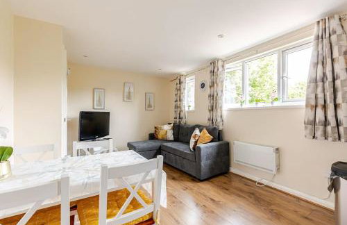 Beautiful flat in Morden near Wimbledon - Photo 18