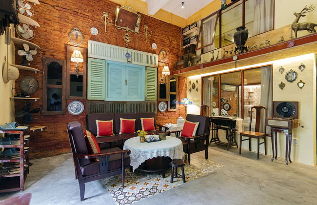 Ancient Saigon House BenThanh Center - Photo 3