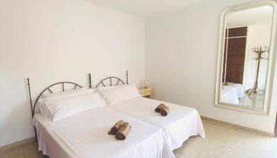 Villa Los Robles en Playa den Bossa con Piscina Privada - Photo 4