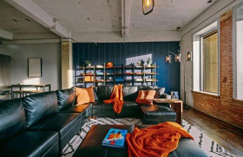 Luxury Downtown Dallas Retreat with Parking, Pool, Gym - Foto 4