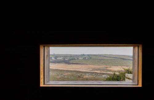 Ponderosa 5-Bed Coastal Retreat with Studio, Sauna & Sea Views - Foto 17