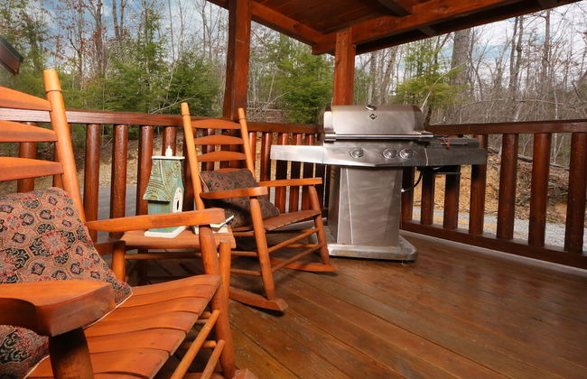 Smoky Mountain Getaway - Five Bedroom Cabin - Foto 32