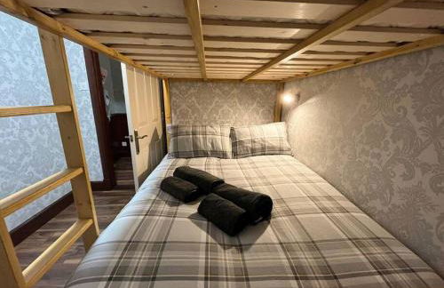 The Nook Crieff - central 2-bed with garden :) - Photo 3