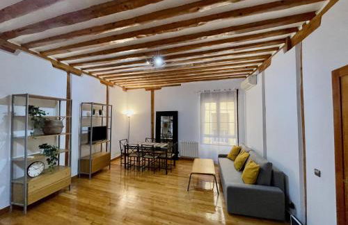 Apartamento con encanto junto a la Plaza Mayor - Foto 1