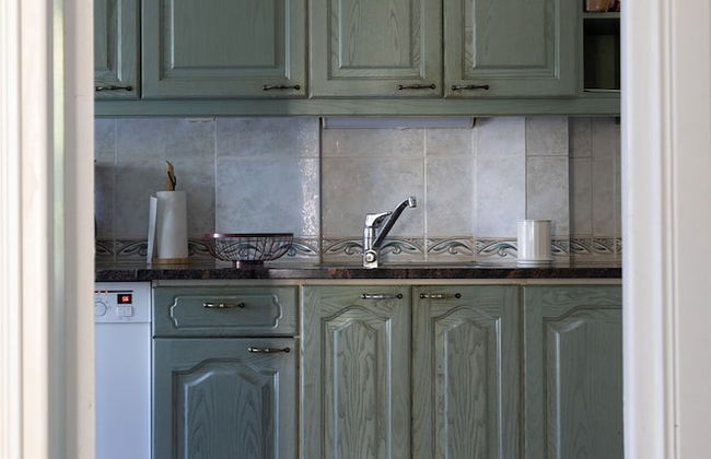 2ndhomes Charming 2BR Home w Balcony - Foto 11