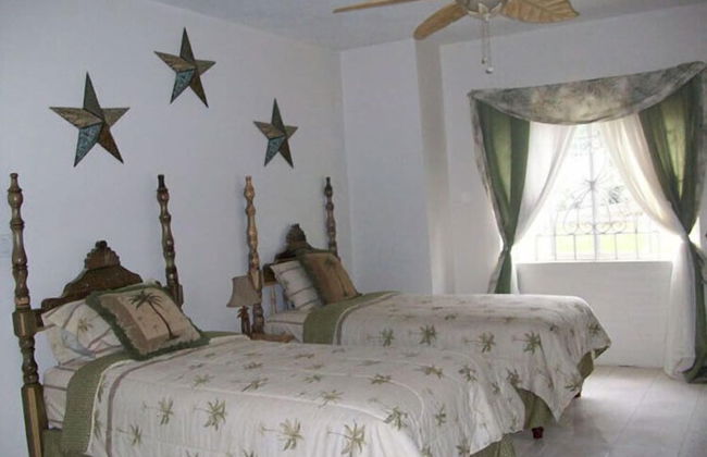 Celebrity Villa Jamaica - Photo 35