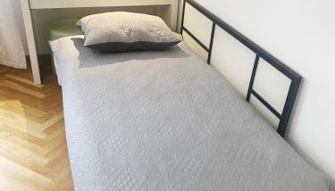 Apartment ANi I 2Zi Göppingen I Neues Bad I Terr & Garten I ruhig an Fahrradstraße I nahe EWS Arena I E-Parkplatz auf Anfrage - Foto 5