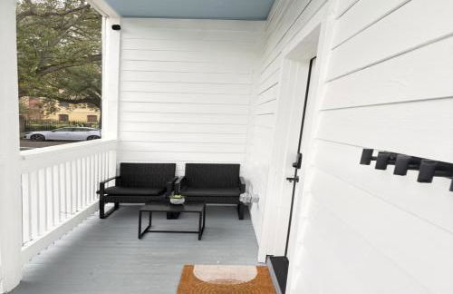 White Magnolia - Bakery Treats, Walk to Beach, Strand, Cruise, Pleasure Pier - Foto 78