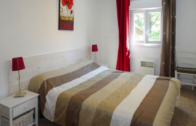 Villa in Vaison Near Mont Ventoux - Photo 4