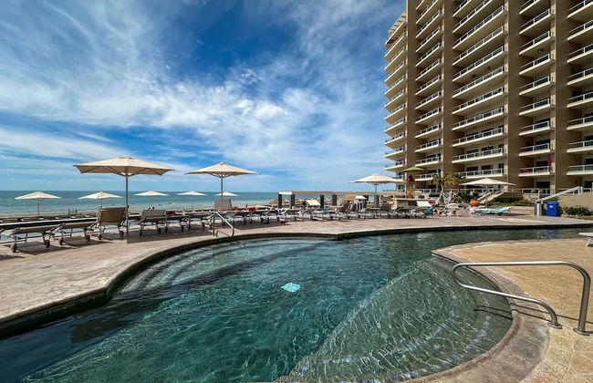 Oceanfront Vibes Iconic Beachside Getaway - Foto 59