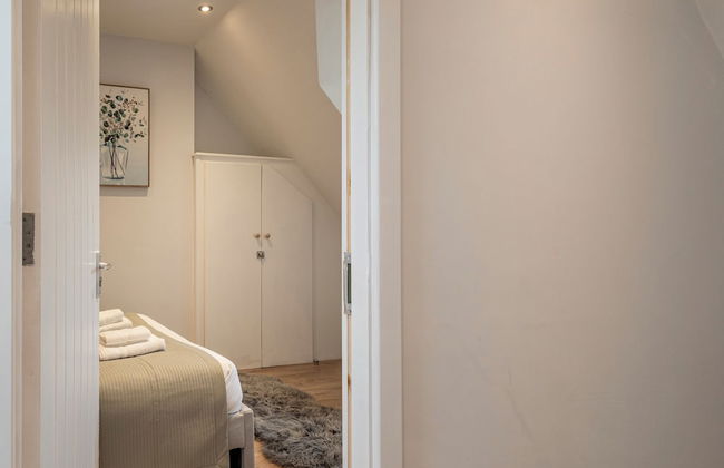 Bright&Spacious 3BD in Centre of Bourton - Photo 19