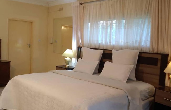 Charming 6-bed House With Swimming Pool in Harare - Foto 6