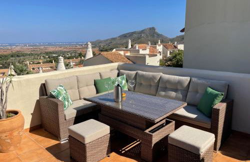 Beautiful 3 bedroom villa in the Golf and Sports paradise of La Manga Club - Foto 17