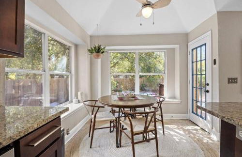 Artist Retreat at Cypress Creek - Hotub - Sleeps 9 - Photo 40