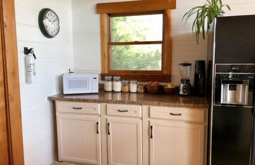 Modern Mountaintop Cabin with a gorgeous view - Foto 35