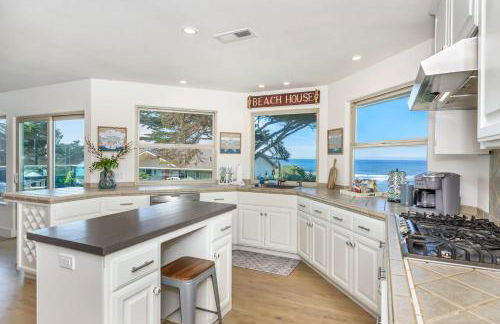 Oceanfront Home Retreat w Breathtaking Views of Fitzgerald Marine Reserve - Foto 17