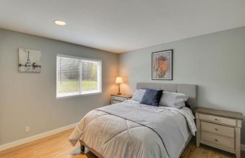 Beachfront Sagle Retreat with Boat Dock and Lift - Foto 22