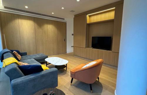 Spacious 3 bedroom 3 bathroom apartment near Tower Bridge - Photo 4