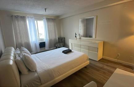 Beverly Hills Apart with En-Suite Bath c12 - Foto 3