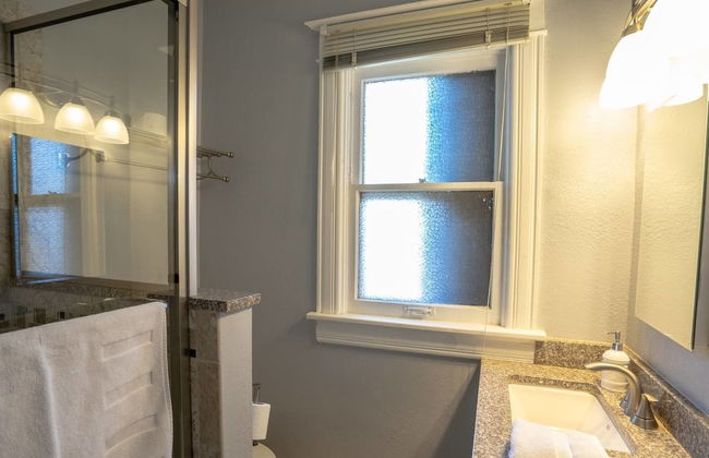 The Colorado Clubhouse in Capitol Hill - Photo 19