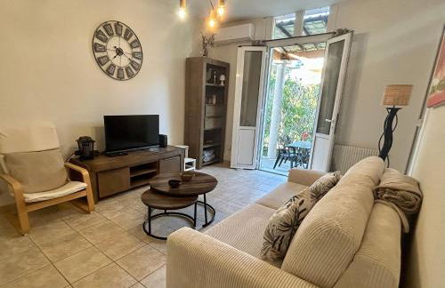 Oasis de verdure en centre-ville - jacuzzi privé - Foto 14