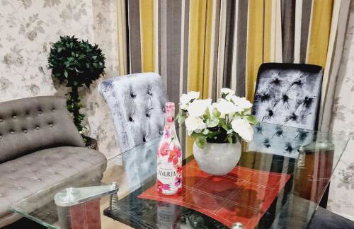 Modern Home near London ensuite room, 3 toilets - Foto 42