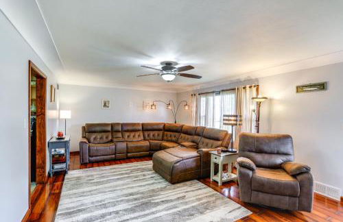 Port Clinton Home Hot Tub, Steps to Portage River - Foto 4