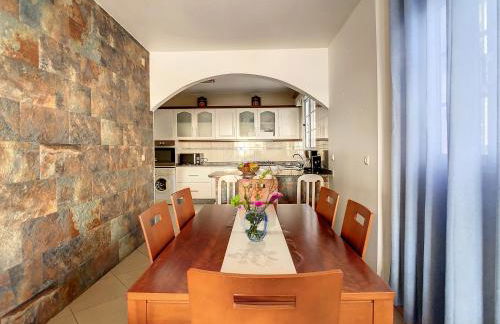 Naya Beach House by LovelyStay - Photo 20