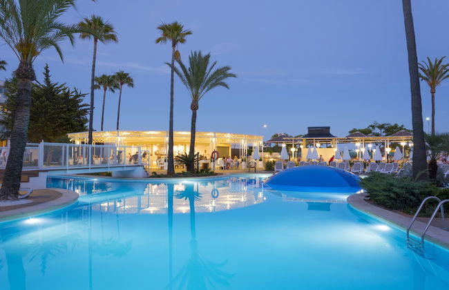 Protur Vista Badía Aparthotel - Photo 25