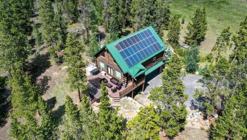 Secluded Log Cabin with Views & Hot Tub, Foosball, Wood Stove - Heavenly Homestead - Foto 4