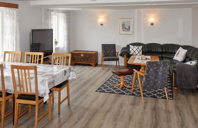 7 Person Holiday Home in Averoy - Foto 23