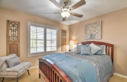 Patio and Grilling Station Family Home in Glendale - Foto 24