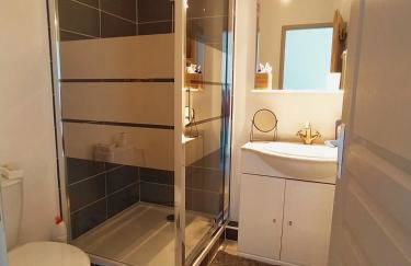 Appartement centre ville à deux pas de la plage - Photo 3